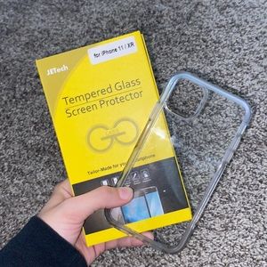 iPhone 11 Case and Privacy screen